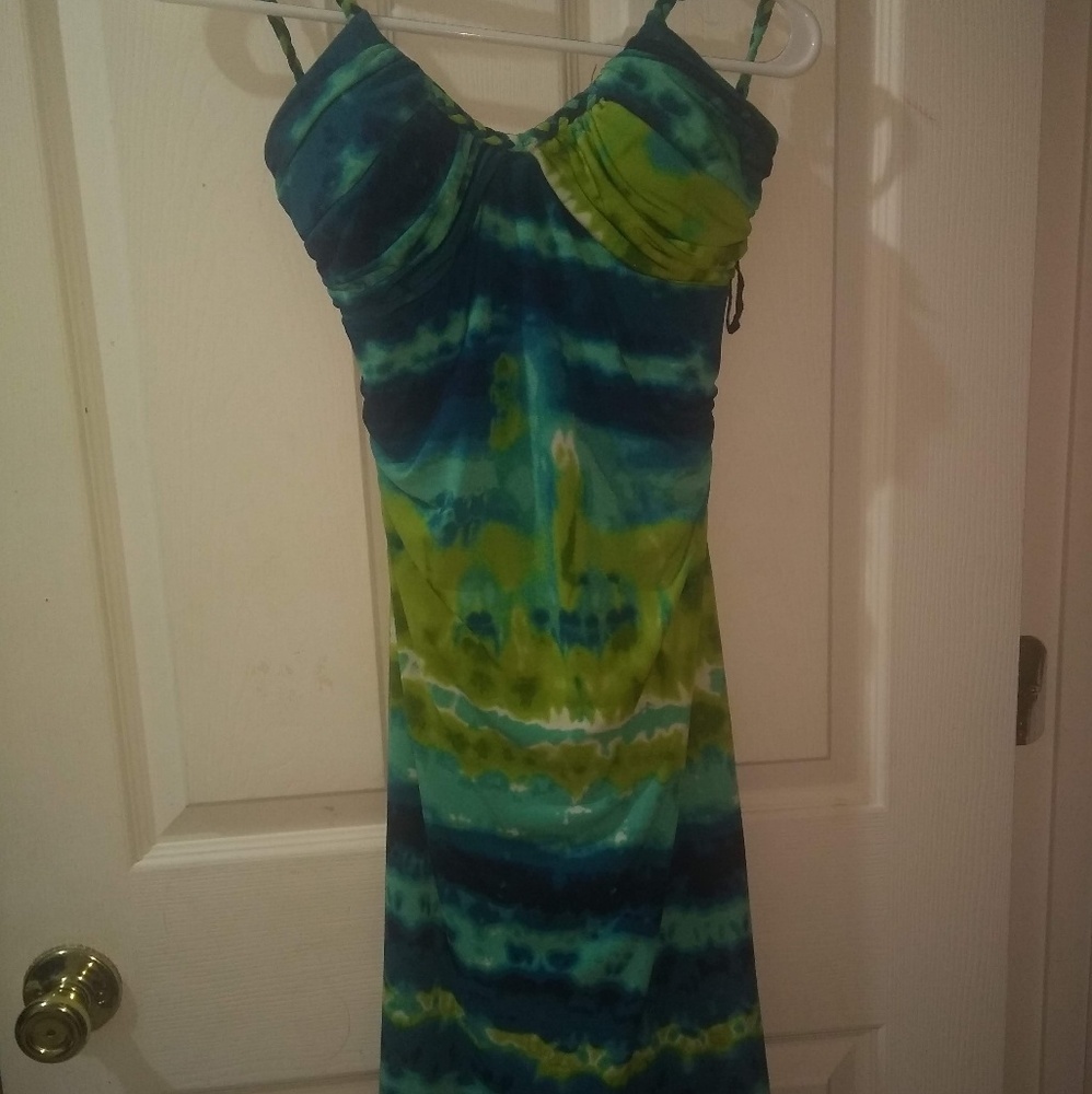 Beautiful dress open back small